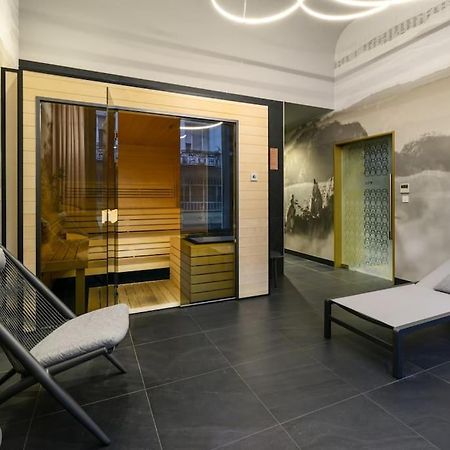 2Budapest Eye-Freegym And Sauna Luxury Home Exteriör bild