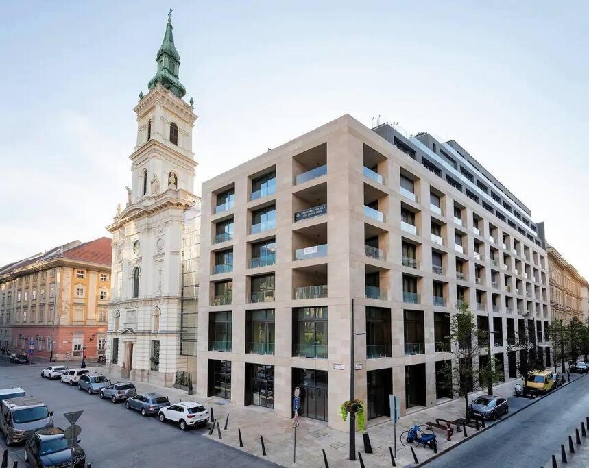 2Budapest Eye-Freegym And Sauna Luxury Home Exteriör bild