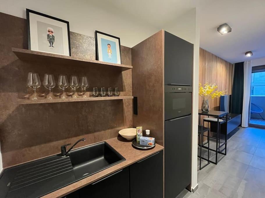 2Budapest Eye-Freegym And Sauna Luxury Home Exteriör bild