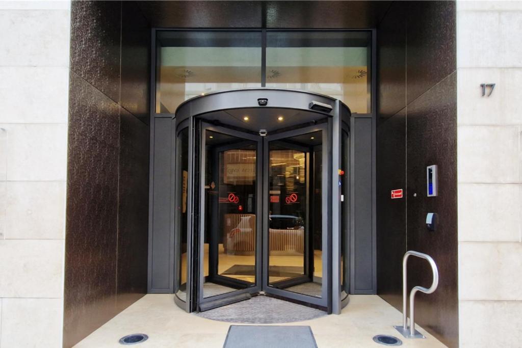 2Budapest Eye-Freegym And Sauna Luxury Home Exteriör bild